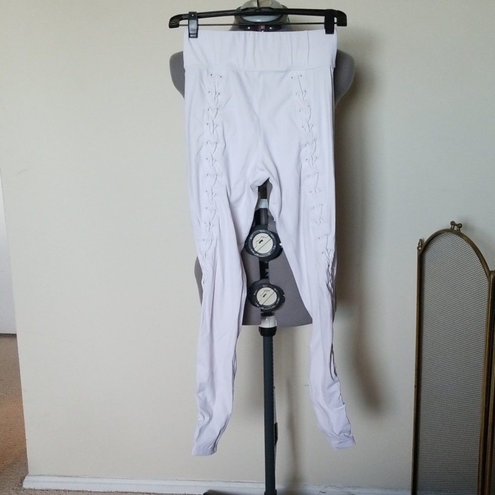White Carbon 38 Leggings